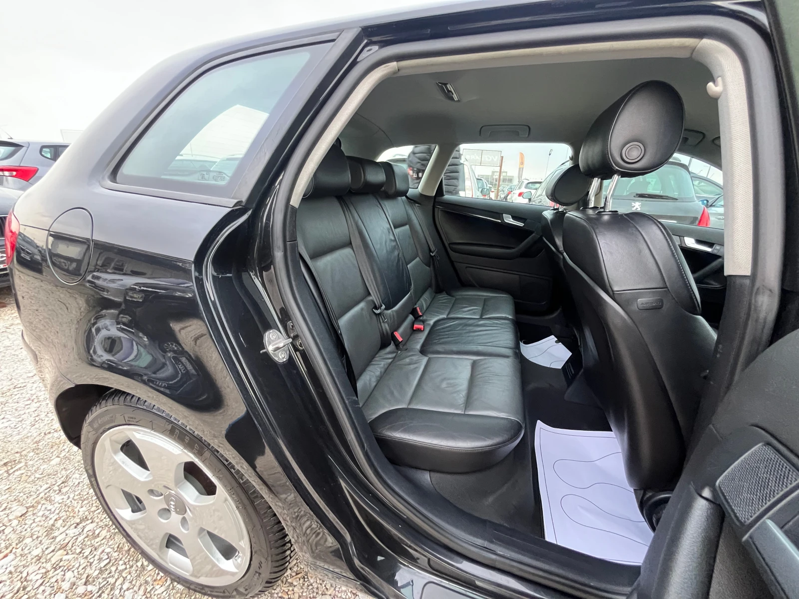 Audi A3 2.0TDI, 140ck, 6��������, ������ | Mobile.bg � ����������� 12