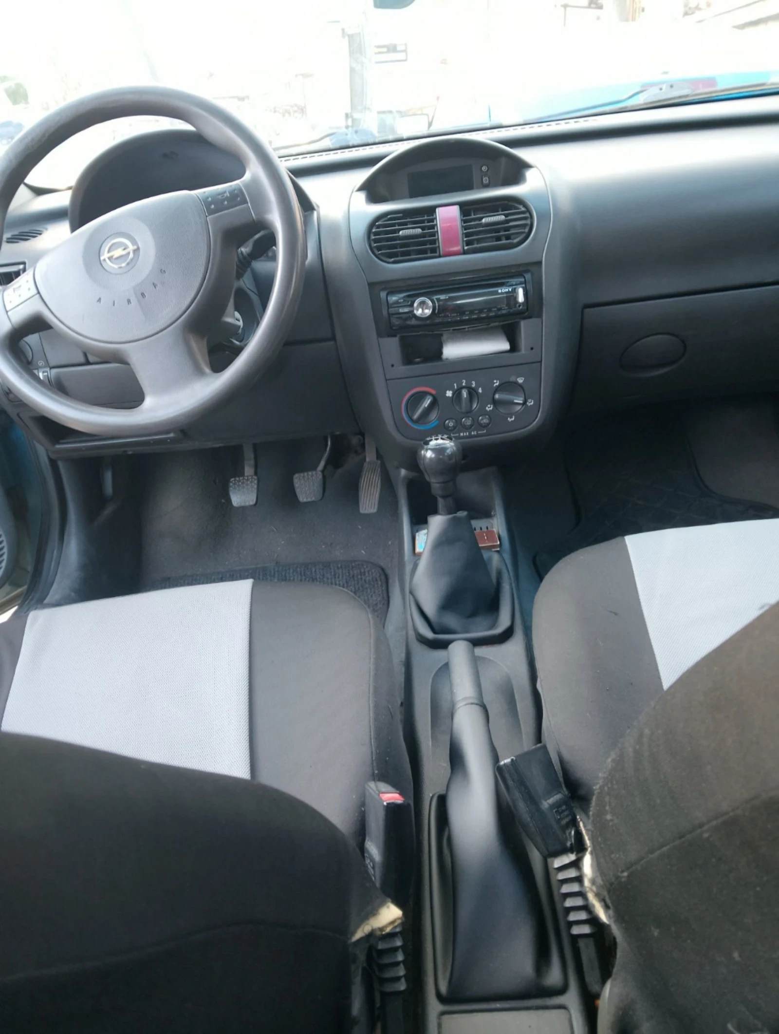 Opel Corsa  - изображение 4