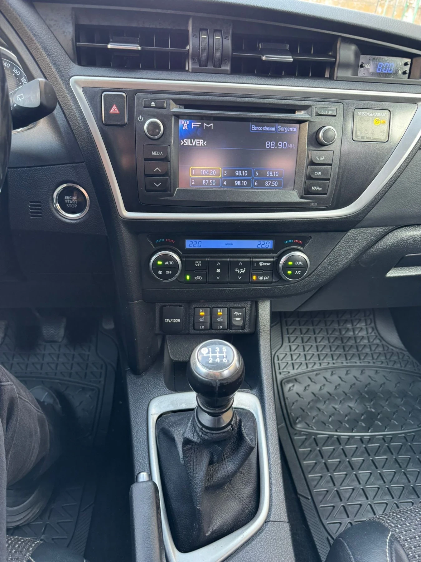 Toyota Auris | Mobile.bg � ����������� 10