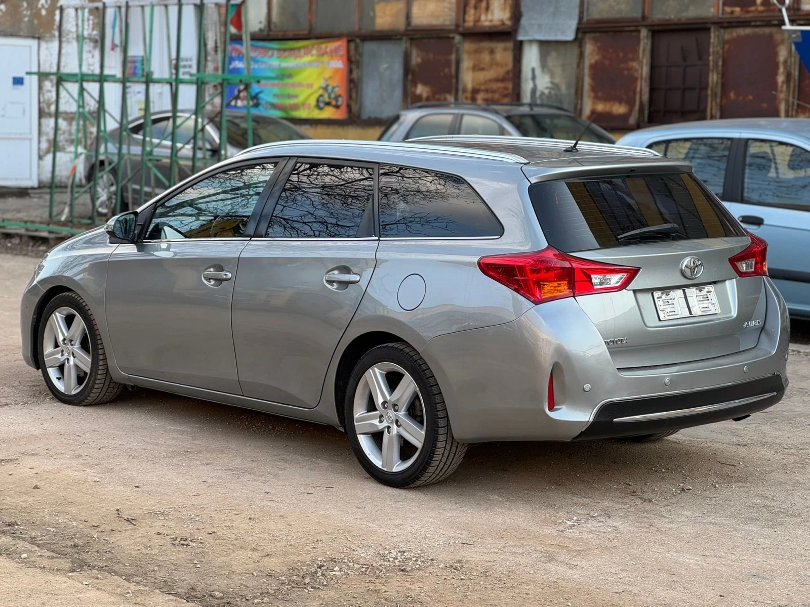 Toyota Auris | Mobile.bg � ����������� 4