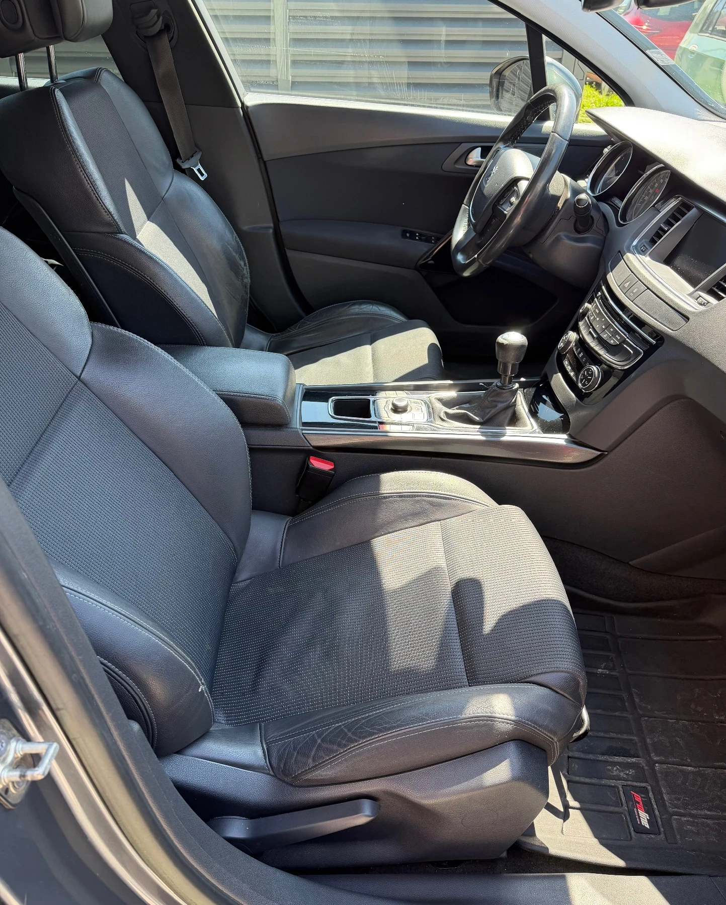 Peugeot 508 2.0 HDi 163 к.с, снимка 12 - Автомобили и джипове - 54271343