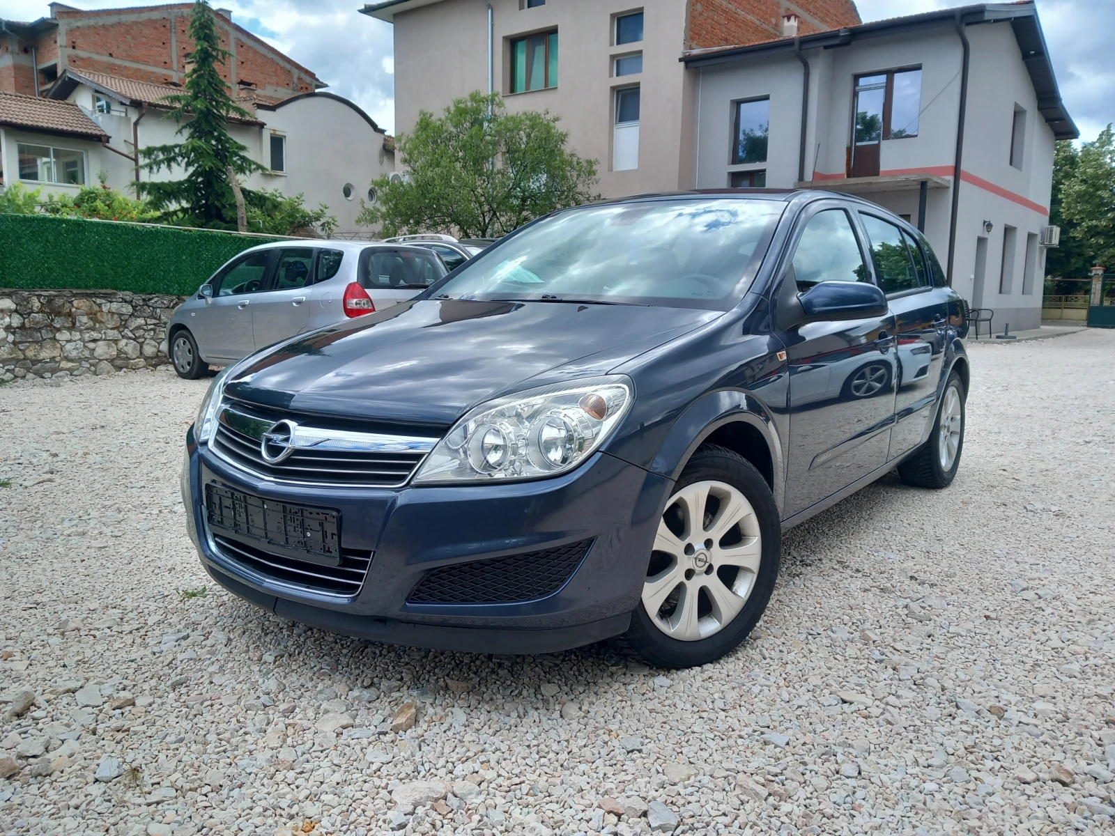 Opel Astra 1.4 Facelift AC, снимка 7 - Автомобили и джипове - 54892267