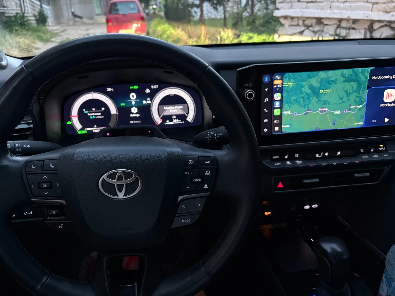Toyota Camry XLE AWD, снимка 4 - Автомобили и джипове - 55105491