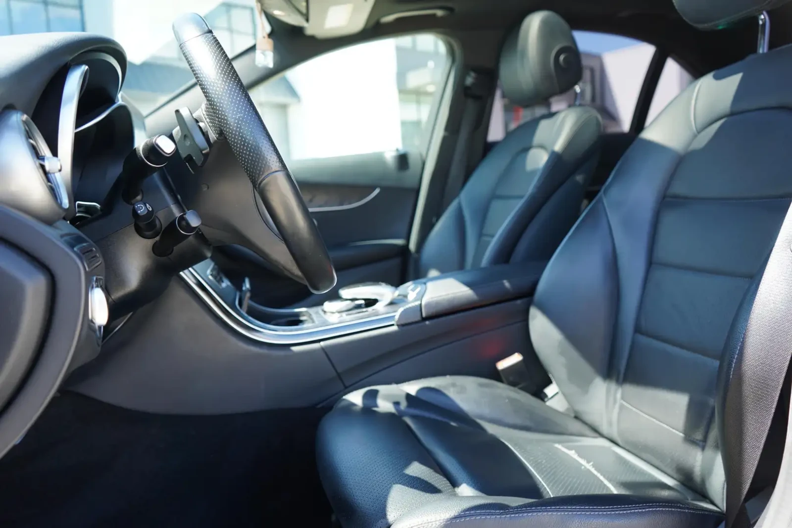 Mercedes-Benz C 300 4MATIC/PANORAMA/360CAM/, снимка 13 - Автомобили и джипове - 55208032