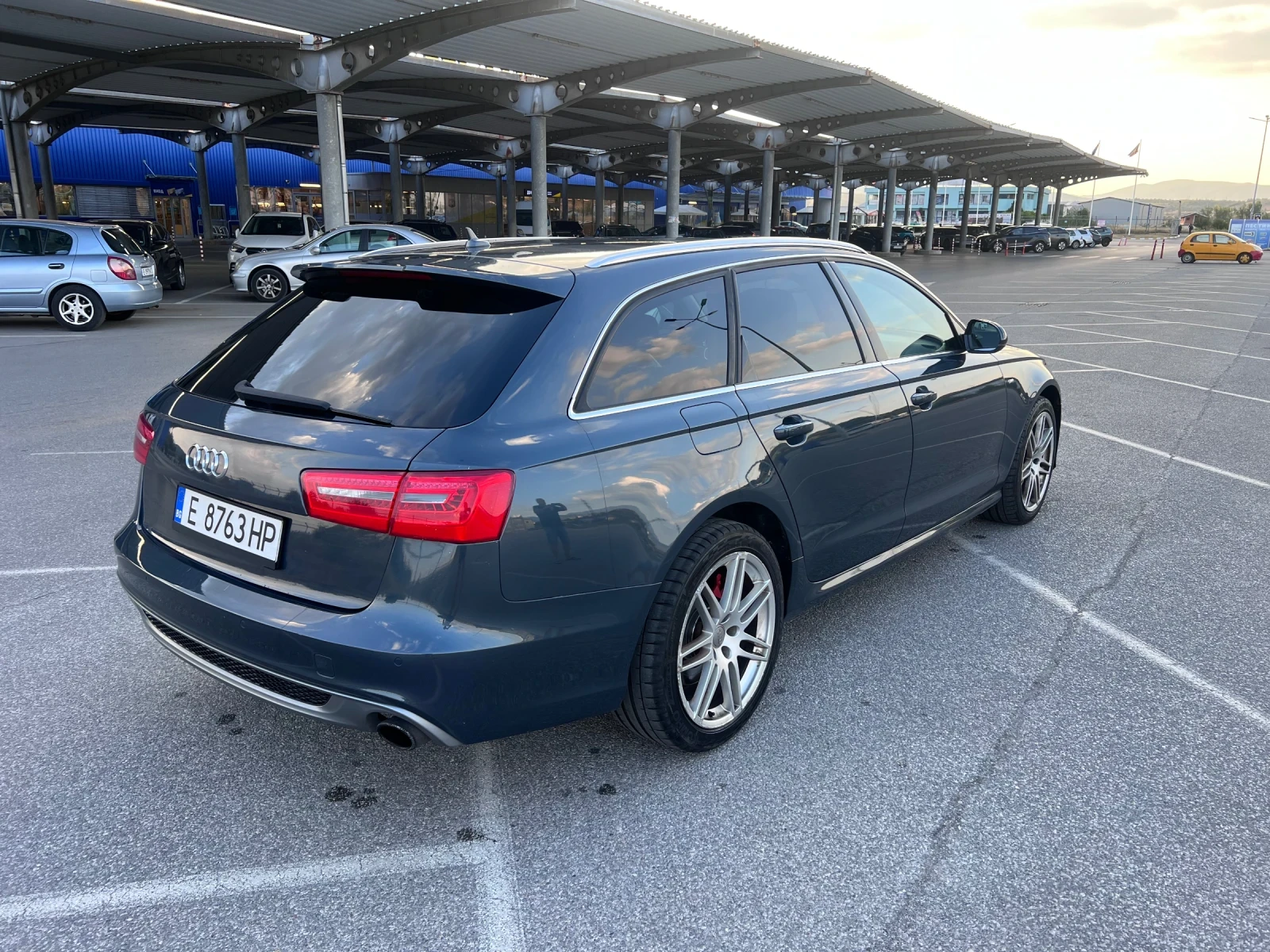 Audi A6 3.0TFSI, снимка 5 - Автомобили и джипове - 55612386