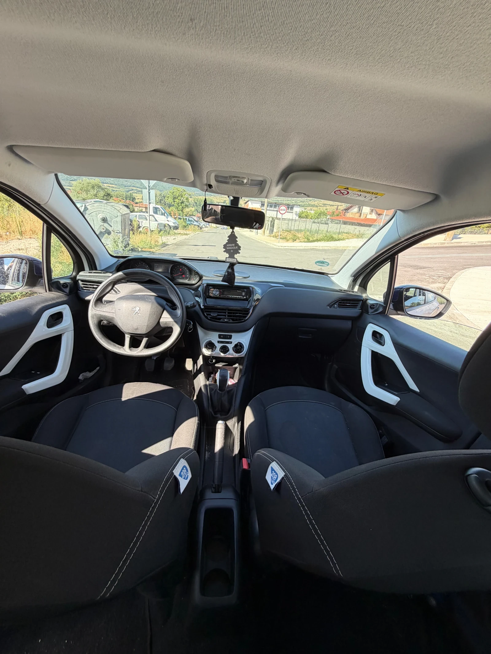 Peugeot 208 Пежо208 1, 2i нов внос, снимка 5 - Автомобили и джипове - 55695753