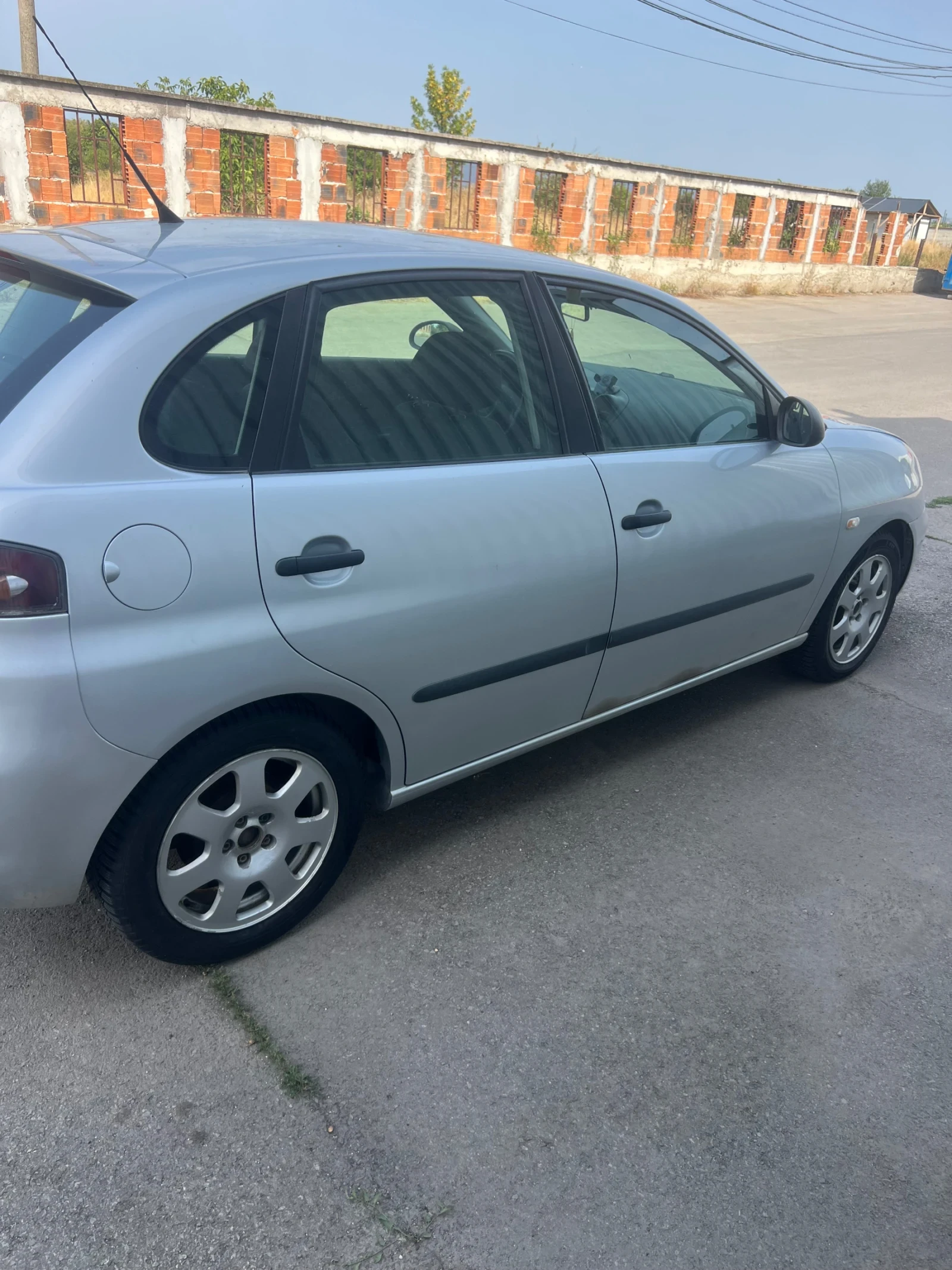 Seat Ibiza 1.4 TDI, снимка 2 - Автомобили и джипове - 55857855