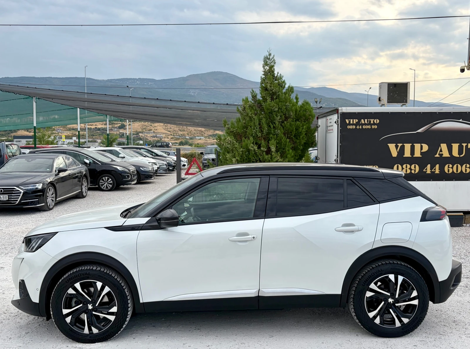 Peugeot 2008 GT-LINE ELECTRIC DRIVE 50KWh SOH 95%, снимка 8 - Автомобили и джипове - 55946032