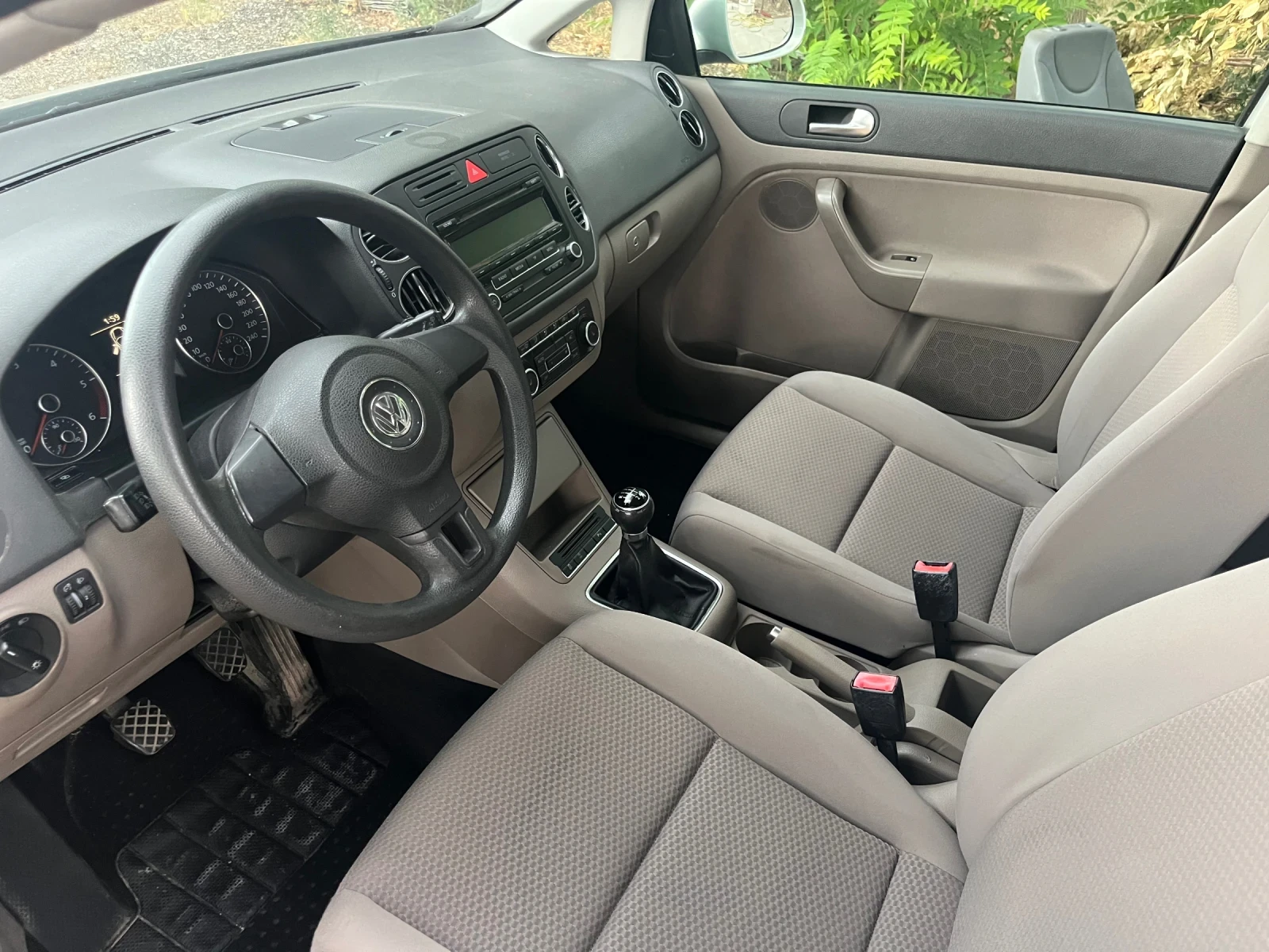 VW Golf Plus TDI, снимка 8 - Автомобили и джипове - 56559314