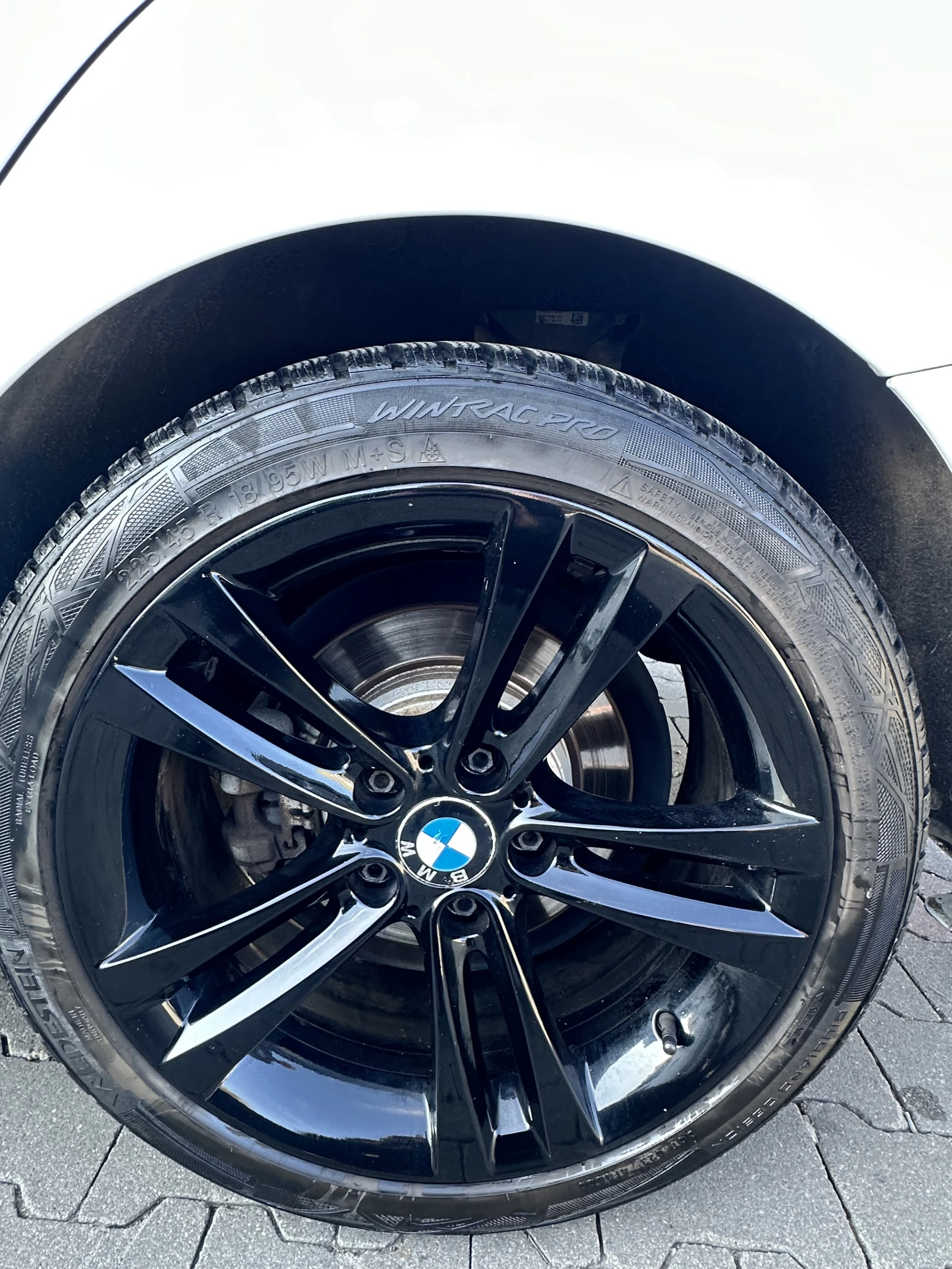BMW 330 xDrive LCI / M-пакет , снимка 9 - Автомобили и джипове - 56662429