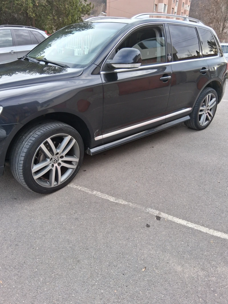 VW Touareg 3.0 KING KONG, снимка 11 - Автомобили и джипове - 49522261