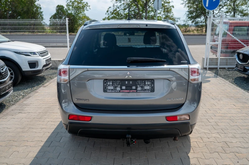 Mitsubishi Outlander 2.2* 150кс* 7места* 4х4* , снимка 8 - Автомобили и джипове - 51691399