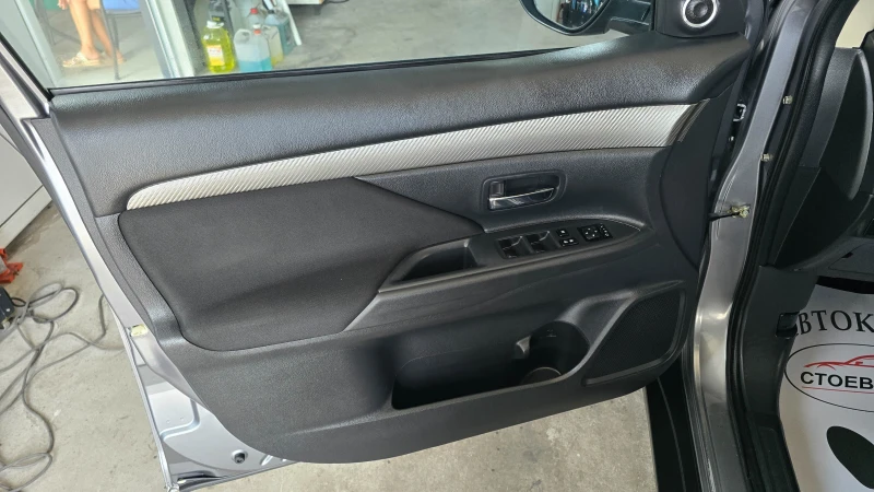 Mitsubishi Outlander 2.2* 150кс* 7места* 4х4* , снимка 12 - Автомобили и джипове - 51691399