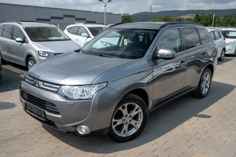Mitsubishi Outlander 2.2* 150кс* 7места* 4х4* , снимка 3 - Автомобили и джипове - 51691399