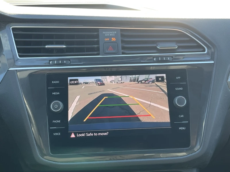 VW Tiguan Comfortline R-Line Black Edition!, снимка 7 - Автомобили и джипове - 52612884