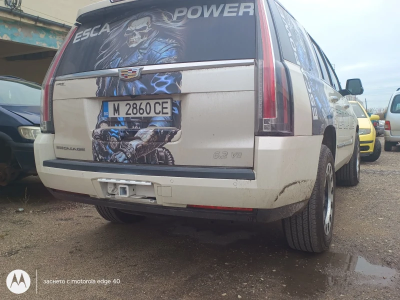 Cadillac Escalade 6.2 V8, снимка 7 - Автомобили и джипове - 53001602
