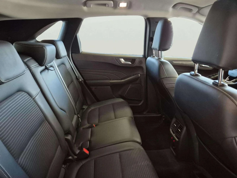 Ford Kuga 1.5 EcoBoost, снимка 9 - Автомобили и джипове - 53267889