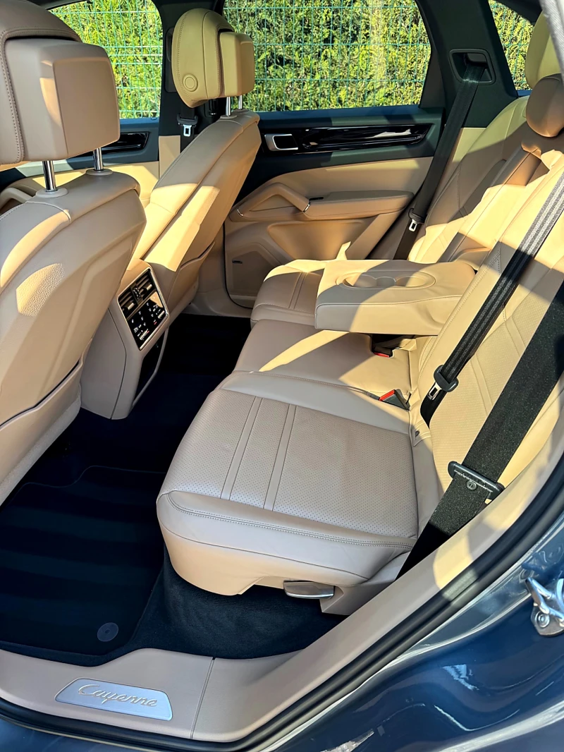 Porsche Cayenne S, 83292 km, 1-ви собственик, снимка 11 - Автомобили и джипове - 53483135