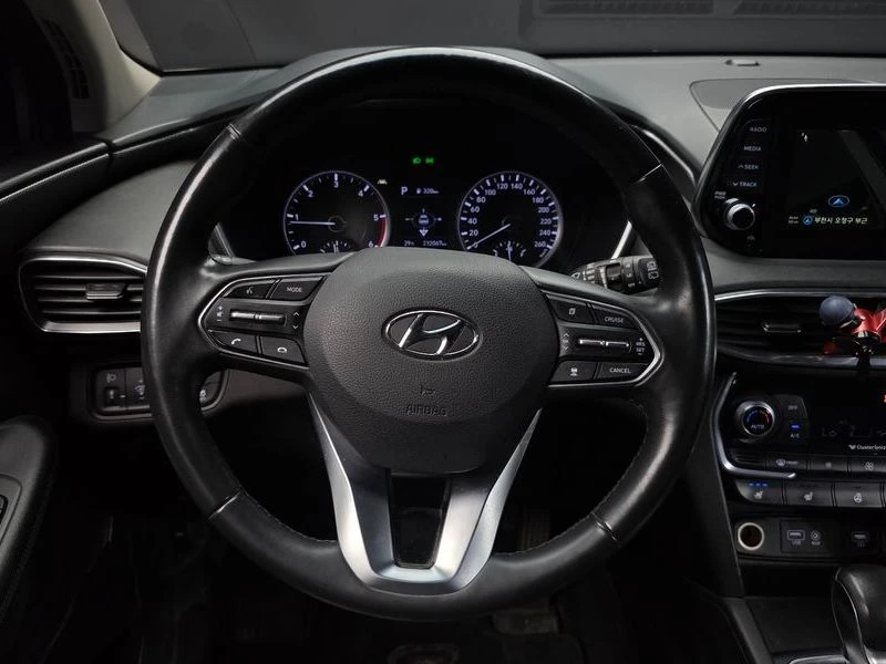 Hyundai Santa fe Diesel 2, 0 4WD| 200к.с.| ВКЛ.ТЕХНОТЕСТ, снимка 13 - Автомобили и джипове - 55690020
