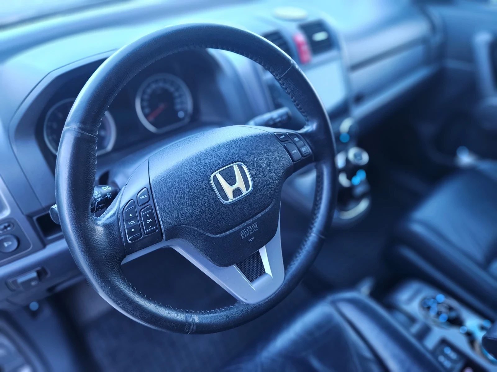 Honda Cr-v 2.0/4X4/ГАЗ/EXECUTIVE/НАВИГАЦИЯ  - изображение 7