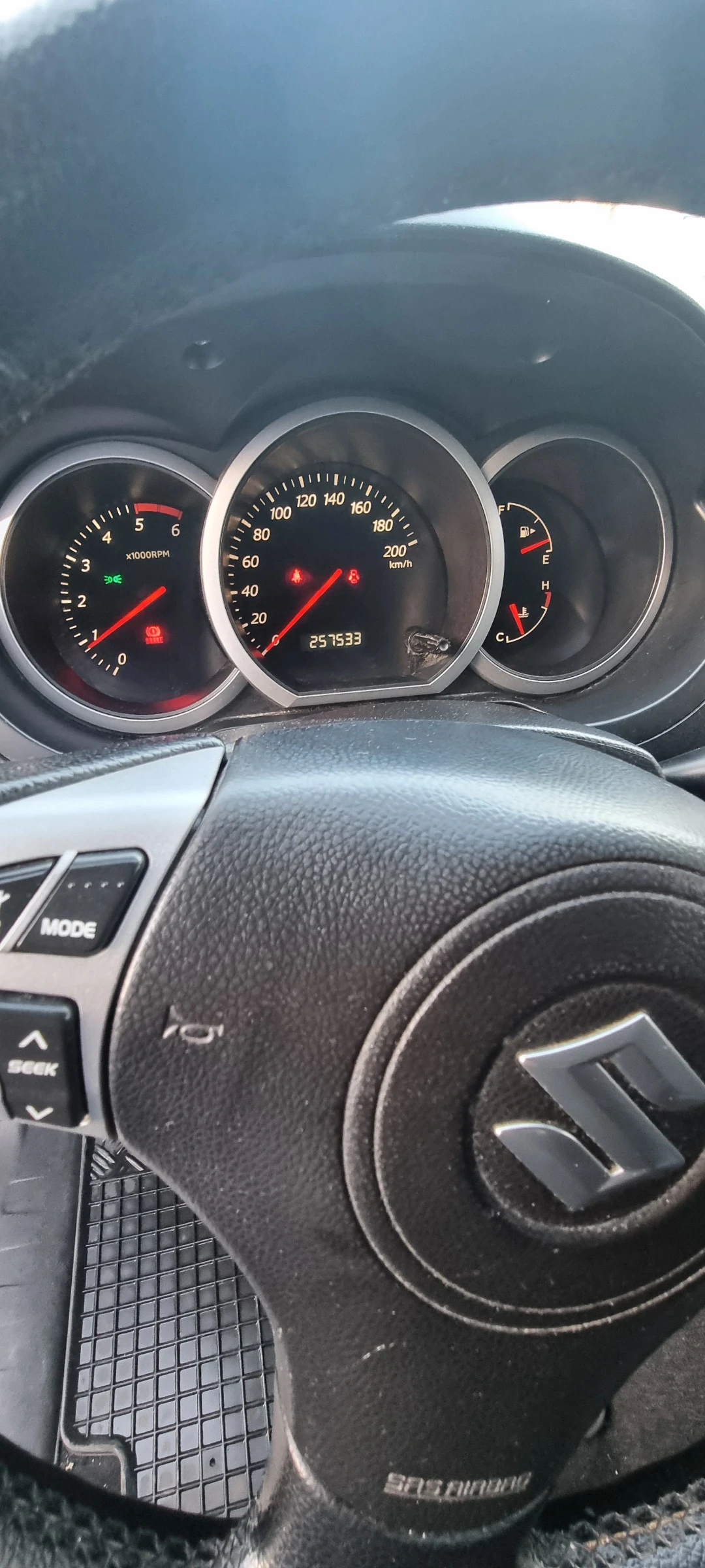 Suzuki Grand vitara  - изображение 10