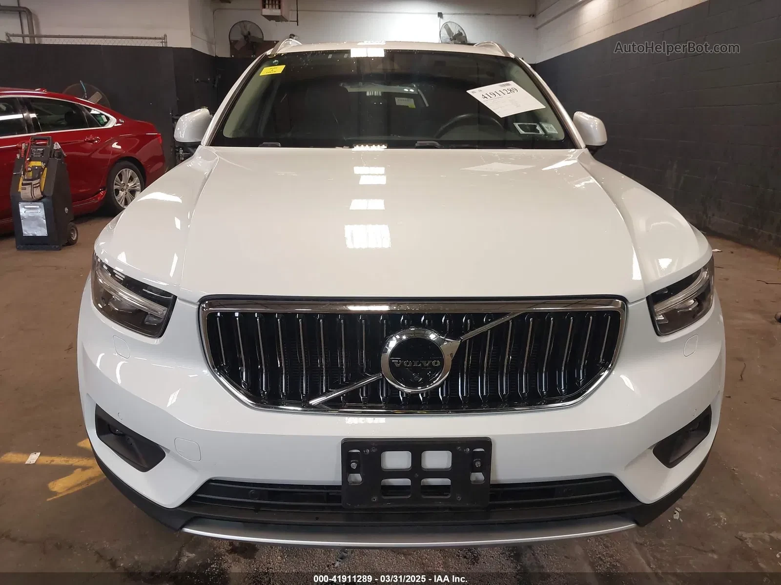 Volvo XC40 AWD T5 INSCRIPTION - изображение 2
