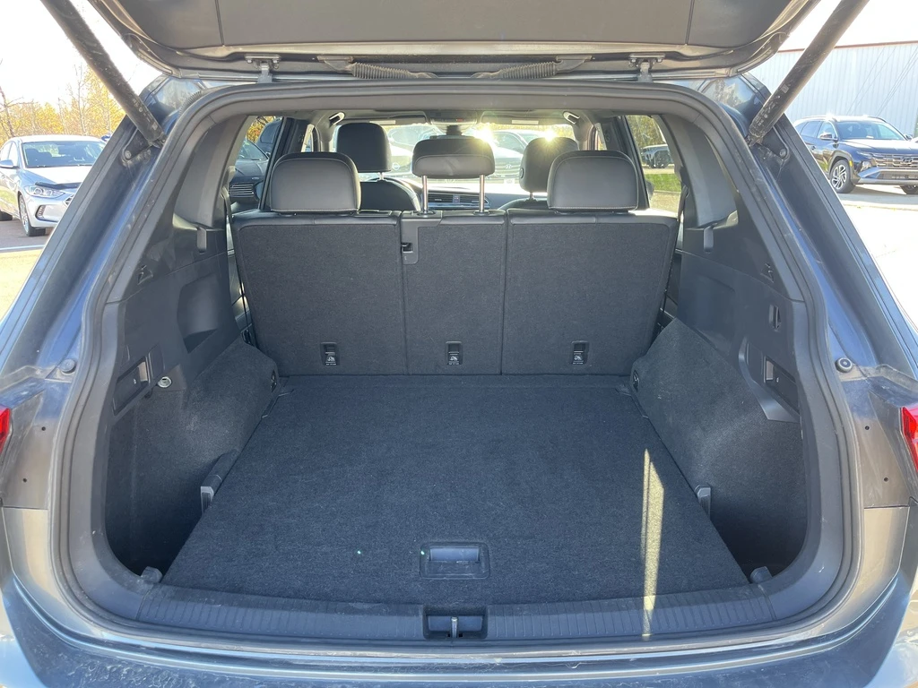 VW Tiguan Comfortline R-Line Black Edition! | Mobile.bg   14