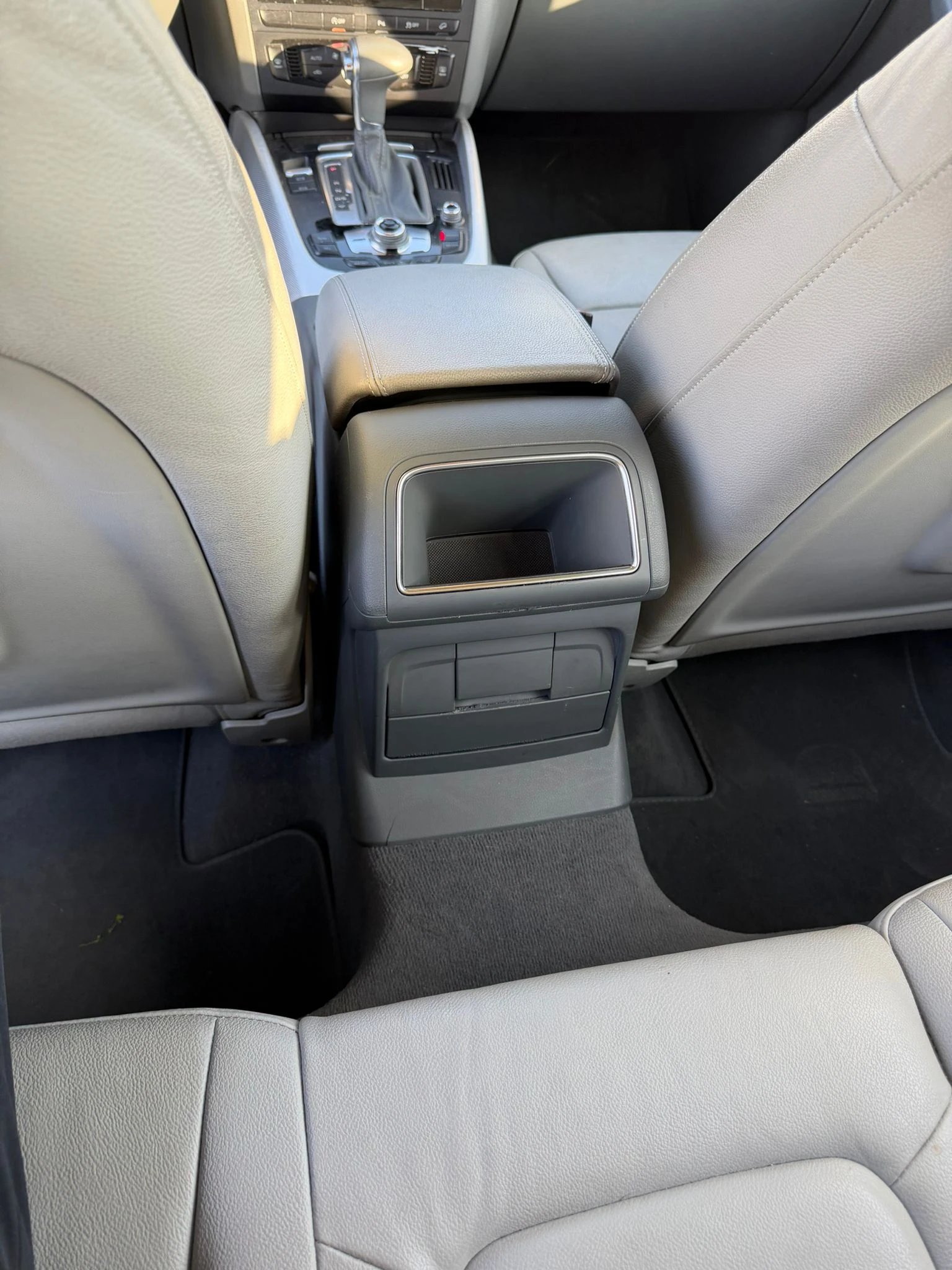 Audi Q5 3.0 TDI, снимка 12 - Автомобили и джипове - 54317387