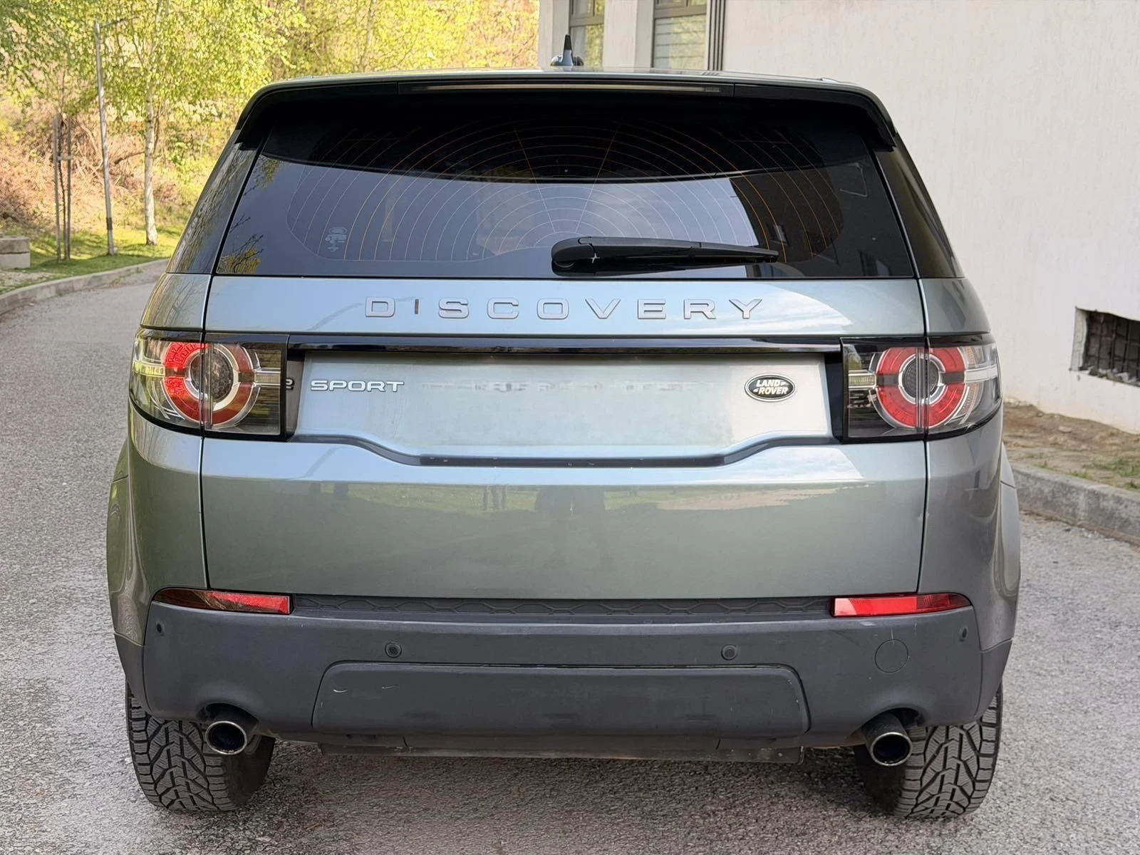 Land Rover Discovery Sport 2.0d / 4X4, снимка 6 - Автомобили и джипове - 54356677