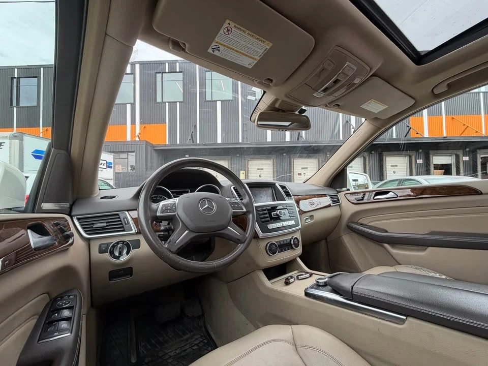 Mercedes-Benz ML 350 * АВТОКРЕДИТ БЕЗ ПЪРВОНАЧАЛНА ВНОСКА* , снимка 8 - Автомобили и джипове - 54752083