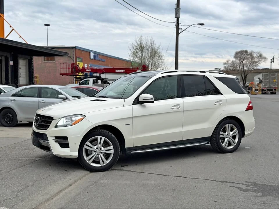 Mercedes-Benz ML 350 * АВТОКРЕДИТ БЕЗ ПЪРВОНАЧАЛНА ВНОСКА* , снимка 3 - Автомобили и джипове - 54752083