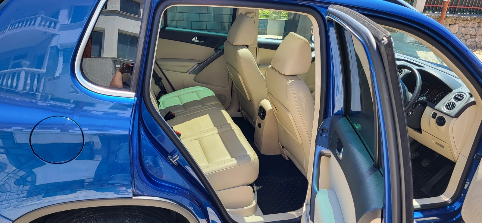 VW Tiguan, снимка 6 - Автомобили и джипове - 54849415