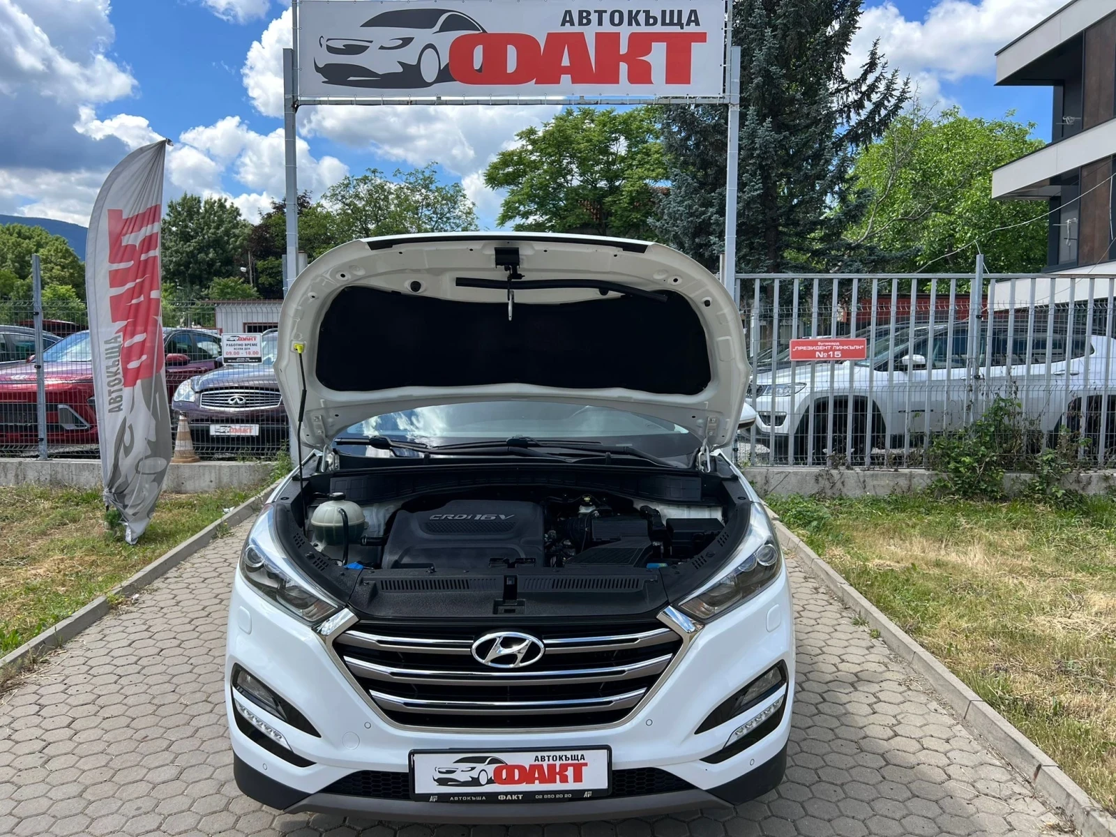 Hyundai Tucson 2.0CRDi/4x4, снимка 16 - Автомобили и джипове - 54908860