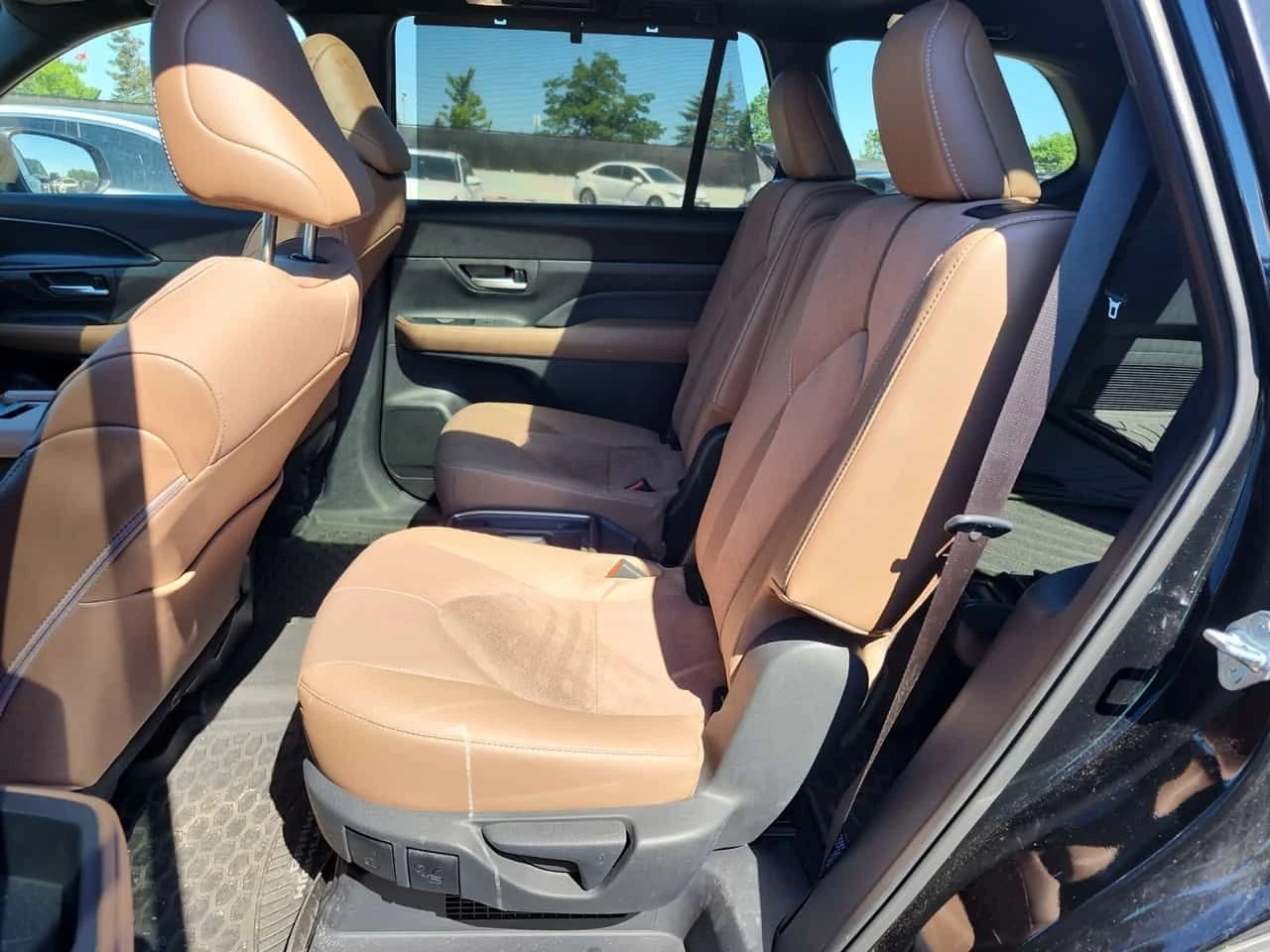 Toyota Grand Highlander HYBRID PLATINUM MAX| ОБДУХВАНЕ| HUD| 7 MEСТА| 2 КЛ, снимка 11 - Автомобили и джипове - 55278639