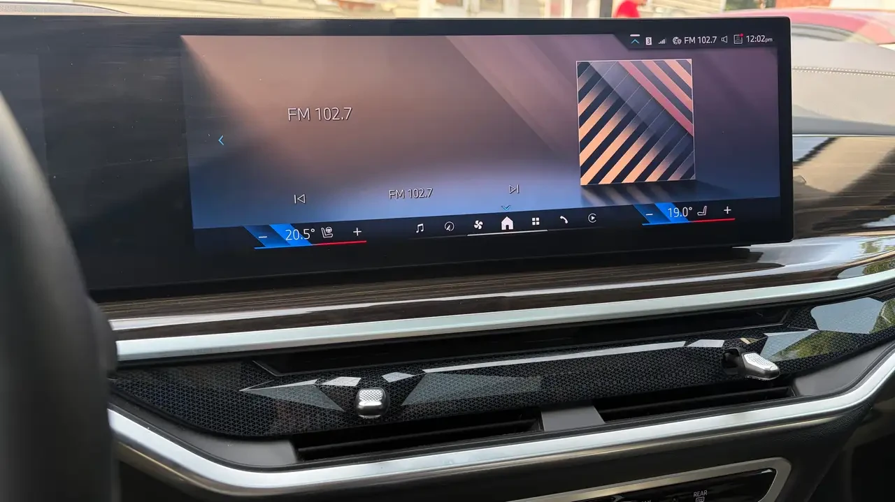 BMW X7, снимка 8 - Автомобили и джипове - 56184123