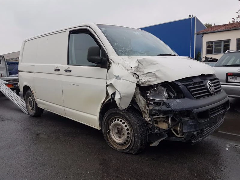 VW T5 2.5TDI DSG Автом, снимка 2 - Бусове и автобуси - 47214828