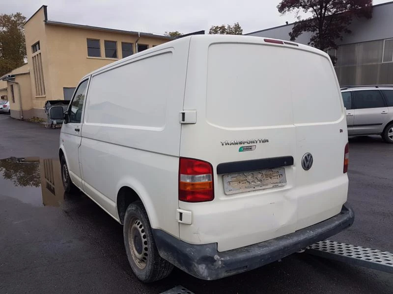 VW T5 2.5TDI DSG Автом, снимка 4 - Бусове и автобуси - 47214828