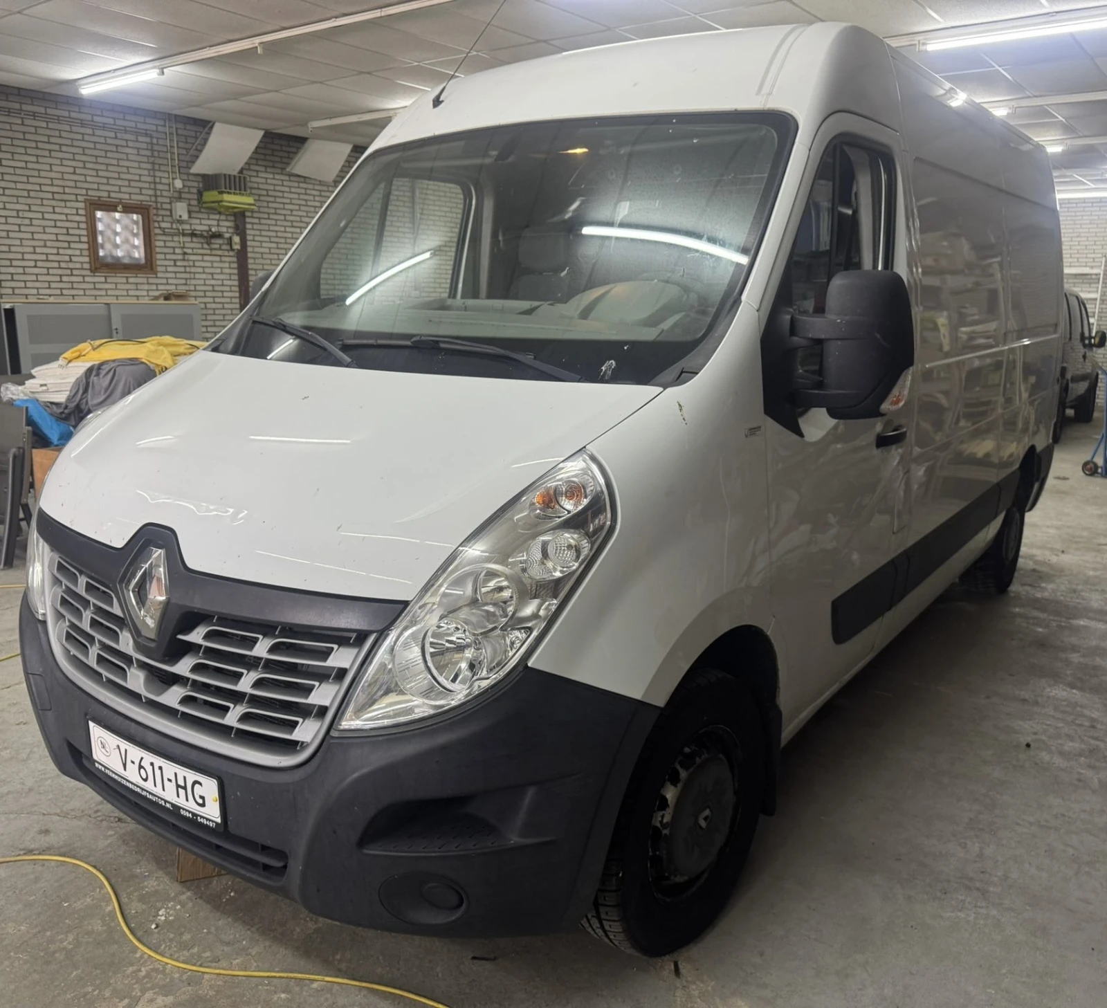 Renault Master 2.3CDI - изображение 2