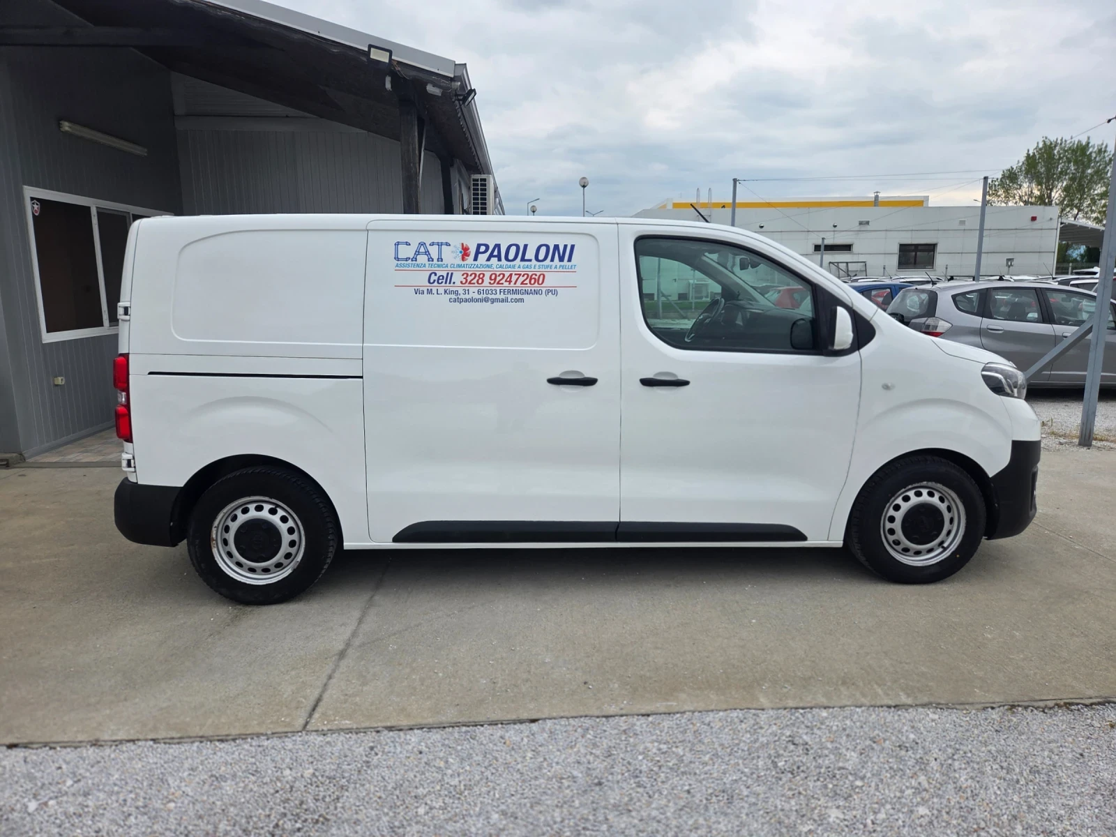 Toyota Proace EURO 6B/NAVI/КАМЕРА, снимка 2 - Бусове и автобуси - 54722278