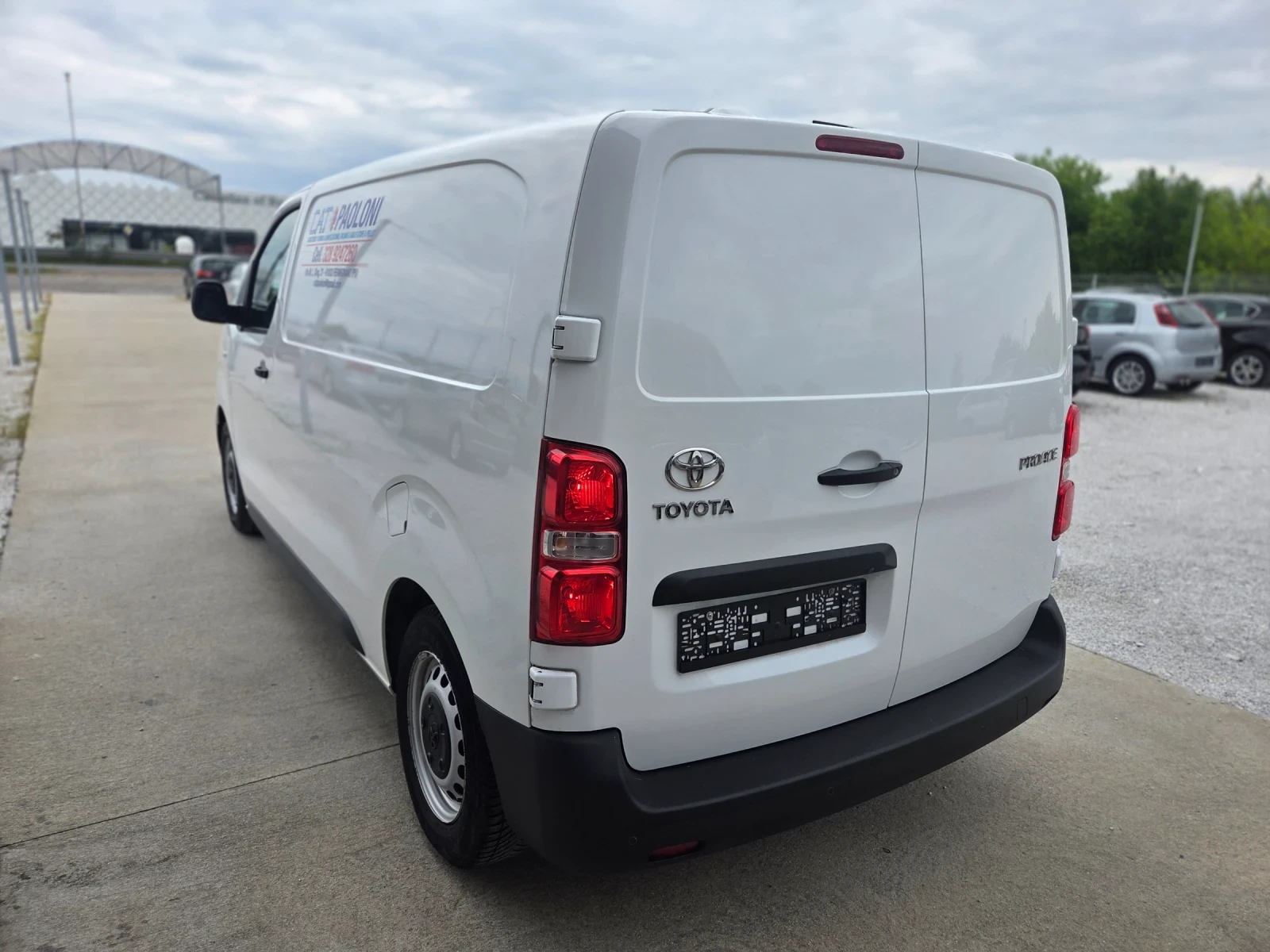 Toyota Proace EURO 6B/NAVI/КАМЕРА, снимка 4 - Бусове и автобуси - 54722278