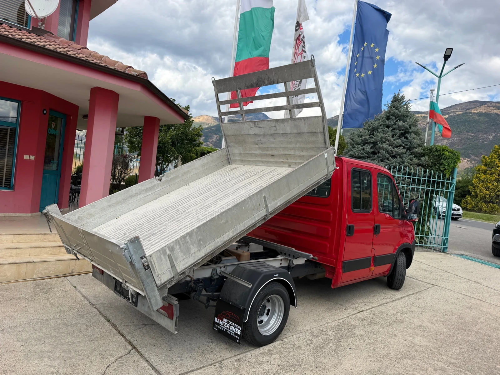 Iveco Daily 3.0HPI* 35C15* Тристранен самосвал* 2.80 метра кош, снимка 11 - Бусове и автобуси - 56214161