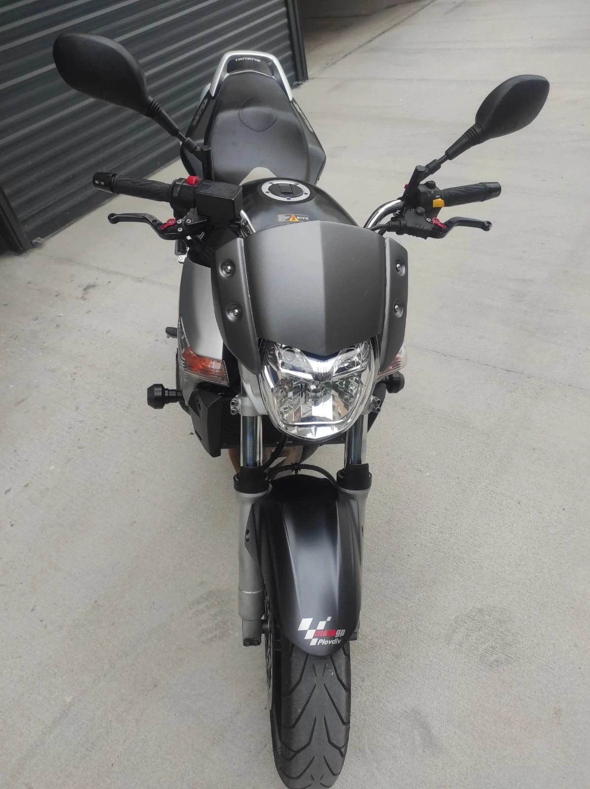 Suzuki Gsr 600, снимка 2 - Мотоциклети и мототехника - 54548199