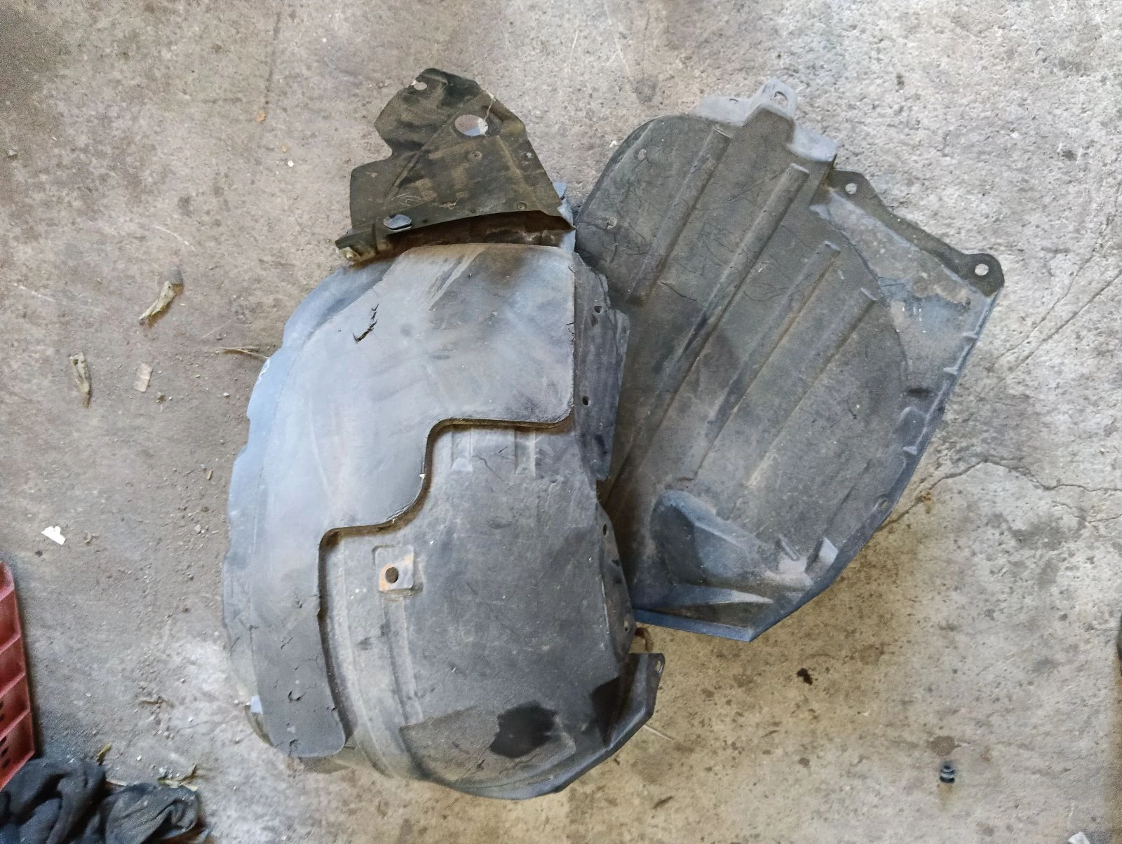 подкалник преден ляв 63841BR20A Нисан Кашкай 1.5 DCI