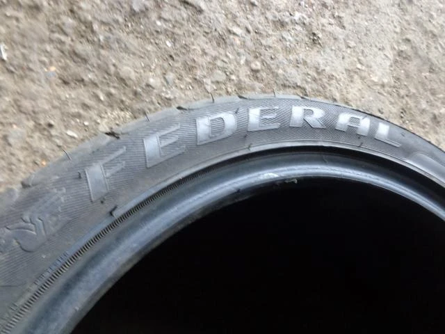 Гуми Летни 245/40R19, снимка 8 - Гуми и джанти - 20381377