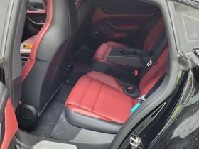 Porsche Taycan 4S  CARFAX, снимка 12