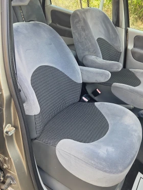 Citroen Xsara picasso 1.6i Фабрична газ ОТЛИЧНА* , снимка 10
