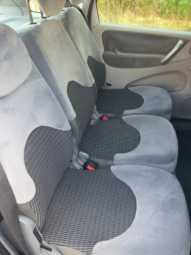 Citroen Xsara picasso 1.6i Фабрична газ ОТЛИЧНА* , снимка 9