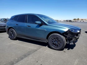 ������ BMW iX