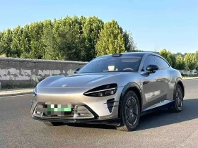 ������ Xiaomi YU7