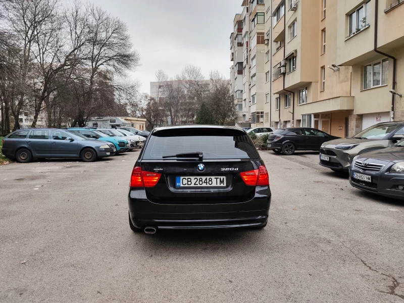BMW 320 Facelift !АВТОМАТИК! !КОЖА! * КЛИМАТРОНИК*  !TОП! , снимка 4 - Автомобили и джипове - 52819771